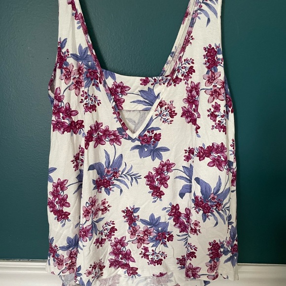 Soft and sexy tank!!! From American Eagle! - Picture 3 of 3